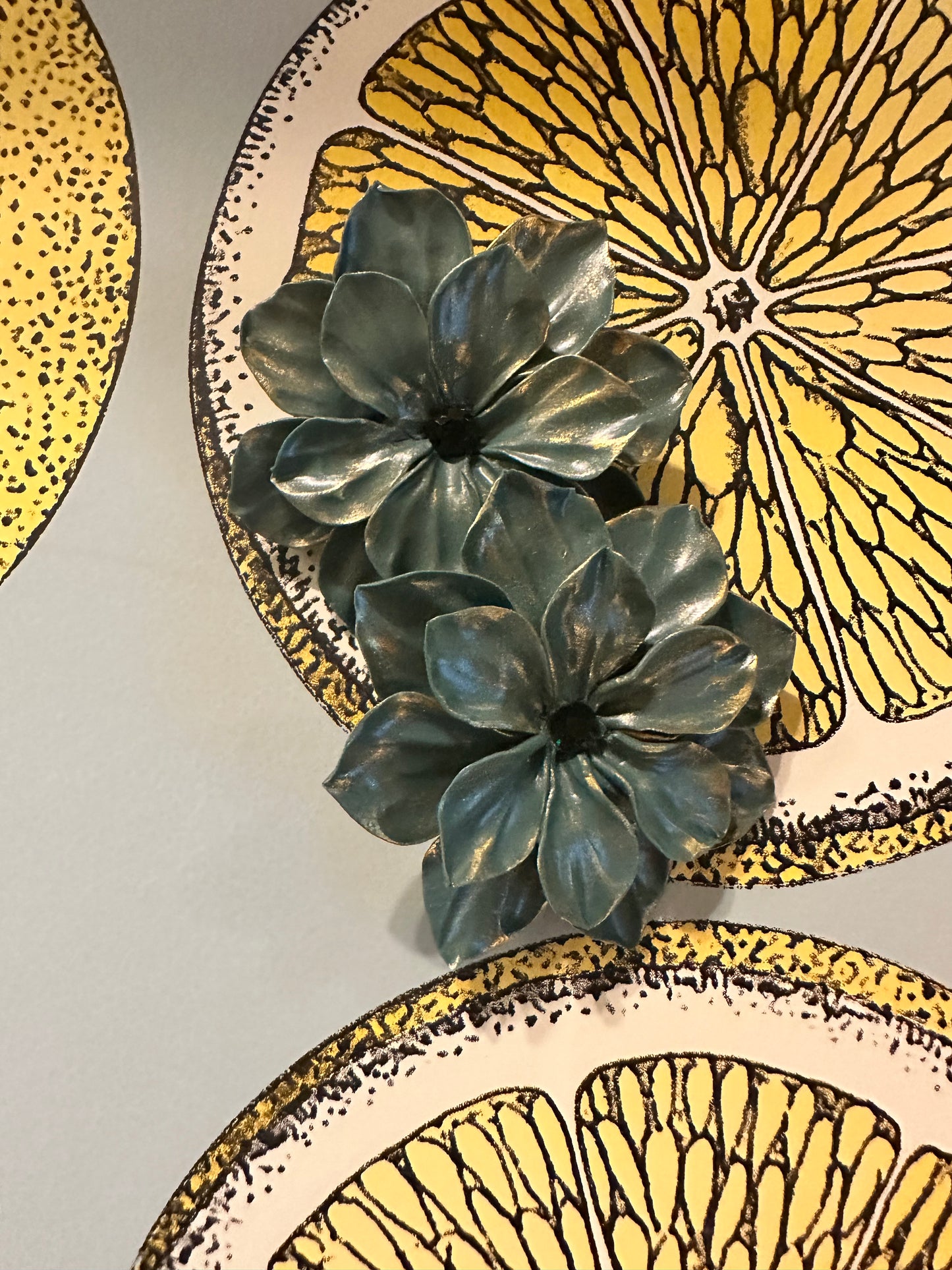 Vintage Green Daisy Earring w/Diamond - The Kemble Shop