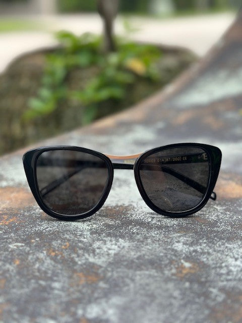 Bisous Sunglasses | Hannah in Black - The Kemble Shop