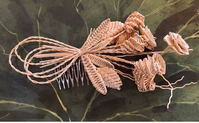 Handmade Wild Straw Flower Combs - The Kemble Shop