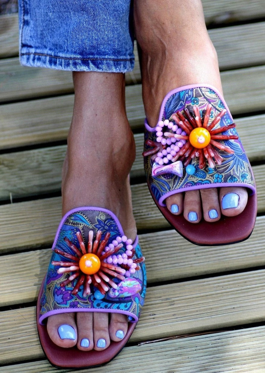 Anemone Slides - The Kemble Shop
