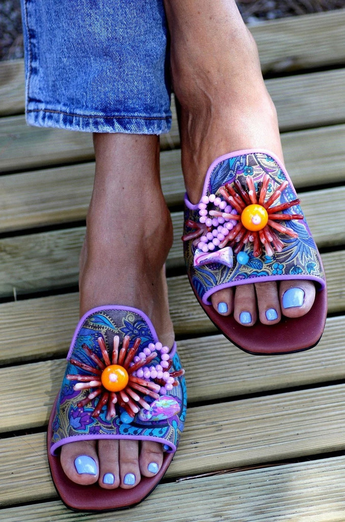 Anemone Slides - The Kemble Shop